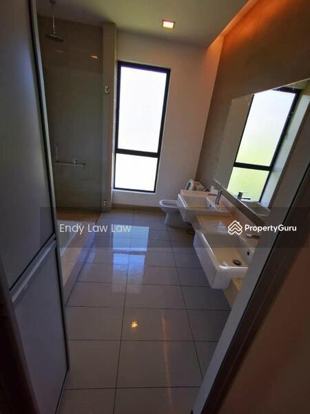 Bungalow for Sale in Leisure Farm (Gelang Patah) - Endy Law Law - Bathroom - PropertyGuru.com.my