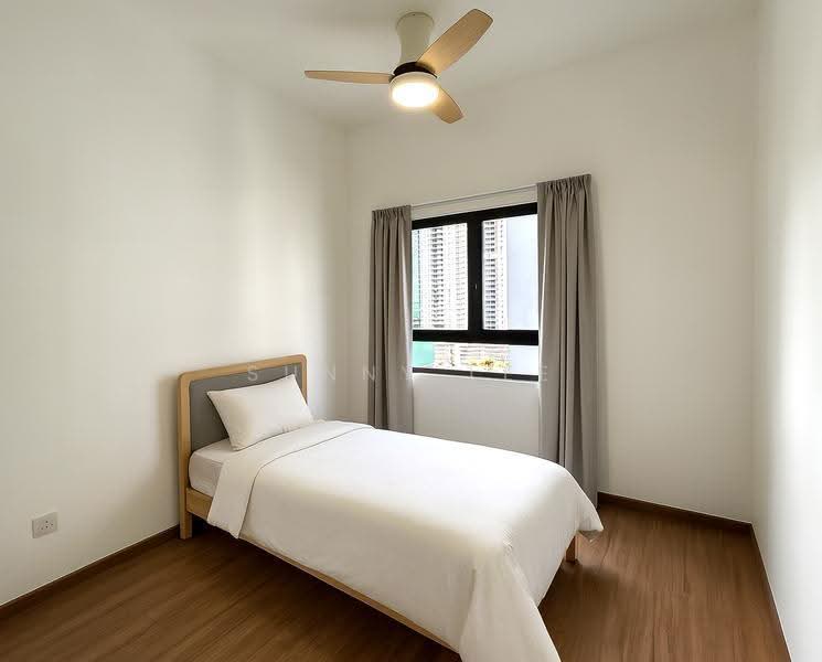 Service Residence for Sale at Residensi Ava @ Kiara Bay - Sunny Lee - Bedroom - PropertyGuru.com.my