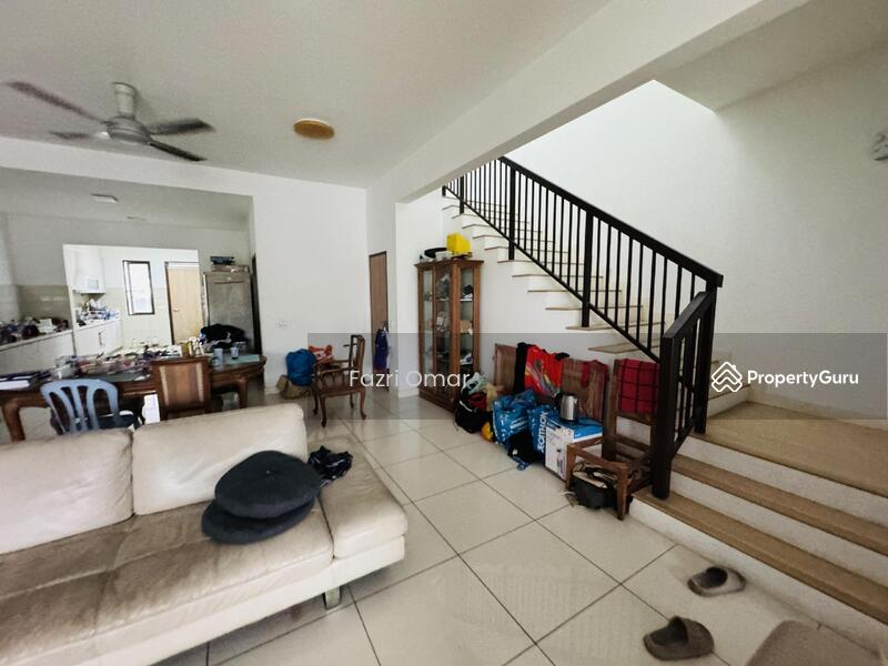 2-storey Terraced House for Sale in Denai Alam (Shah Alam) - Fazri Omar - Living Room - PropertyGuru.com.my