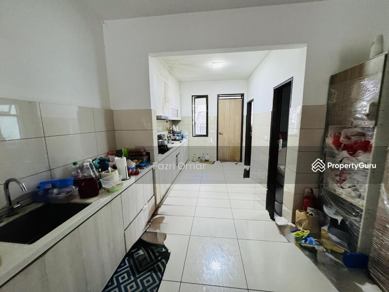 2-storey Terraced House for Sale in Denai Alam (Shah Alam) - Fazri Omar - Kitchen - PropertyGuru.com.my