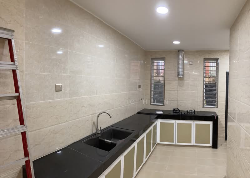 Rumah Teres 3-Tingkat untuk Disewa di Taman Bukit Serdang (Seri Kembangan) - Jack Chin - PropertyGuru.com.my