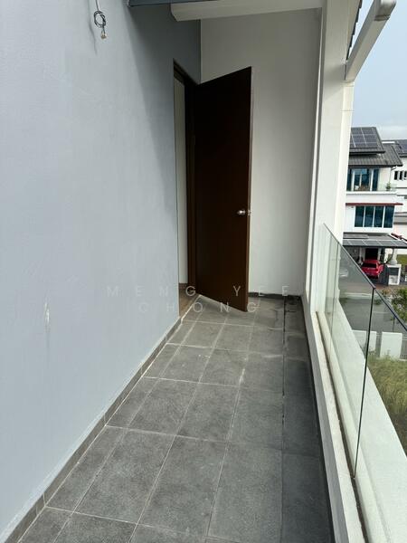 3-storey Terraced House for Sale in Cyberjaya (Selangor) - Mindy Chong - Balcony - PropertyGuru.com.my