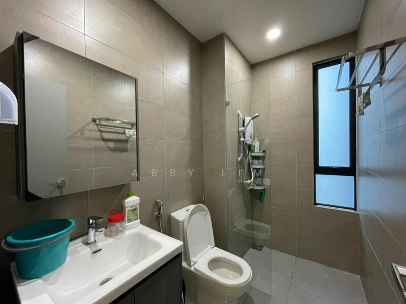 99 Residence untuk Untuk Disewa - RM 2,000 /bulan, Mac 2026 - Bathroom - PropertyGuru.com.my