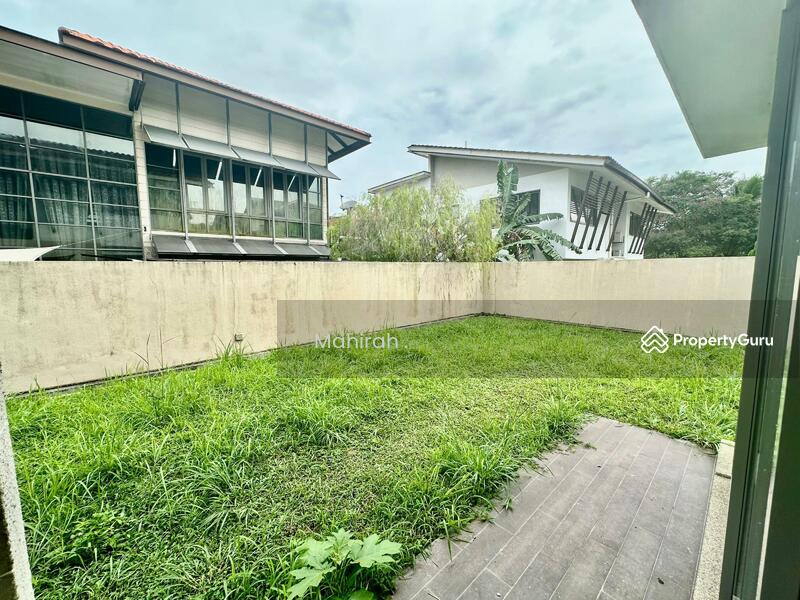 Rumah Banglo untuk Dijual di Bandar Seri Putra (Bangi) - Mahirah . - Garden - PropertyGuru.com.my