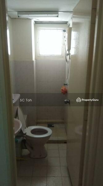 Condominium for Rent at Danau Idaman - SC Toh - Bathroom - PropertyGuru.com.my