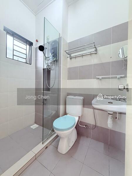 Rumah Teres 2 Tingkat untuk Dijual di Gelang Patah (Johor) - Jong Chen - Bathroom - PropertyGuru.com.my