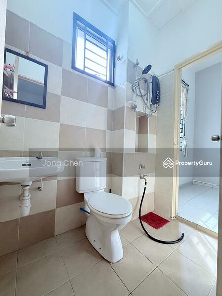 Rumah Teres 2 Tingkat untuk Dijual di Gelang Patah (Johor) - Jong Chen - Bathroom - PropertyGuru.com.my