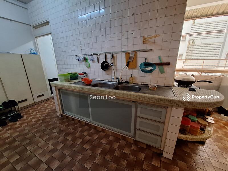 Bangunan Choo Cheng Khay untuk Untuk Dijual - RM 580,000, Mac 2026 - Kitchen - PropertyGuru.com.my