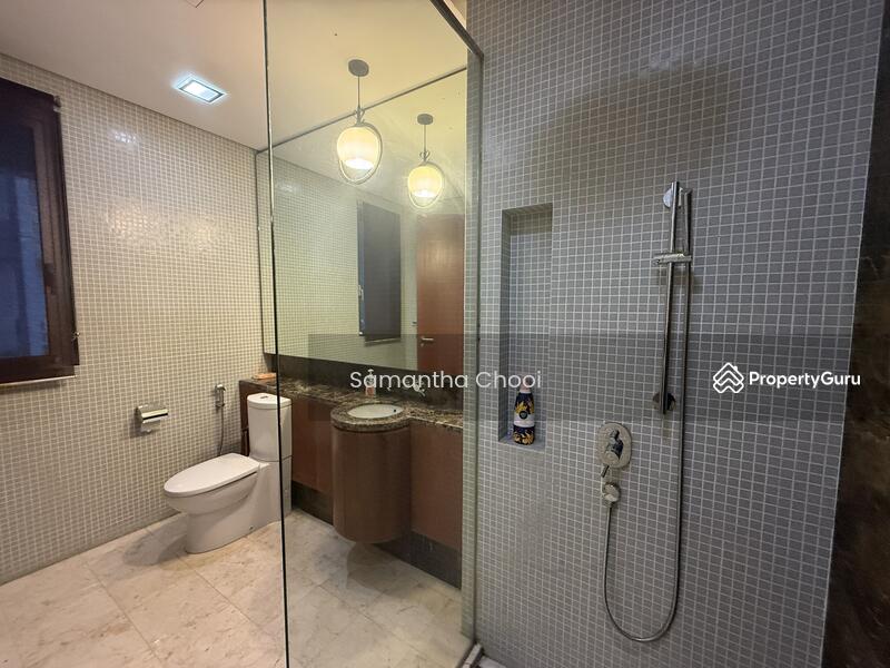 Room 3 Bathroom