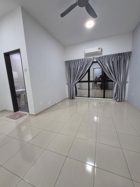 3-storey Terraced House for Rent in Puchong (Selangor) - Sharon Chow - Living Room - PropertyGuru.com.my