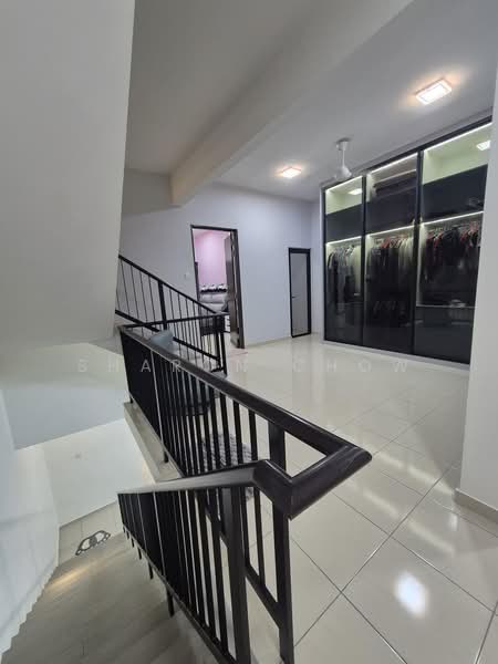 3-storey Terraced House for Rent in Puchong (Selangor) - Sharon Chow - Hallway - PropertyGuru.com.my