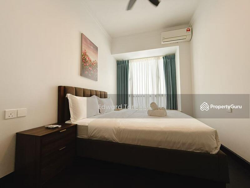 Kondominium untuk Dijual di R&F Princess Cove Phase 2-Seine Region - Edward Tan - Master Bedroom - PropertyGuru.com.my