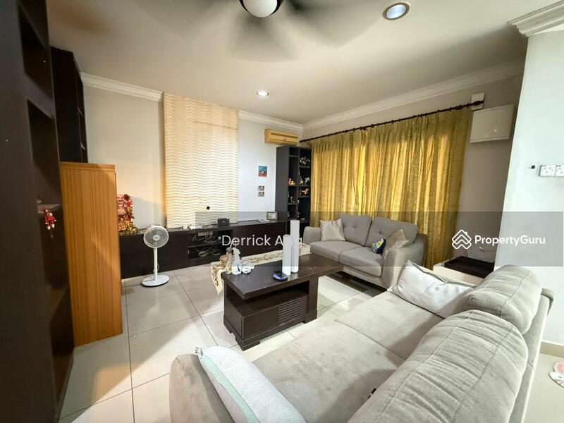 Rumah Teres 2-Tingkat untuk Dijual di Taman Sri Putra Mas (Sungai Buloh) - Derrick Ang - Living Room - PropertyGuru.com.my