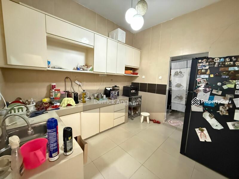 Rumah Teres 2-Tingkat untuk Dijual di Taman Sri Putra Mas (Sungai Buloh) - Derrick Ang - Kitchen - PropertyGuru.com.my