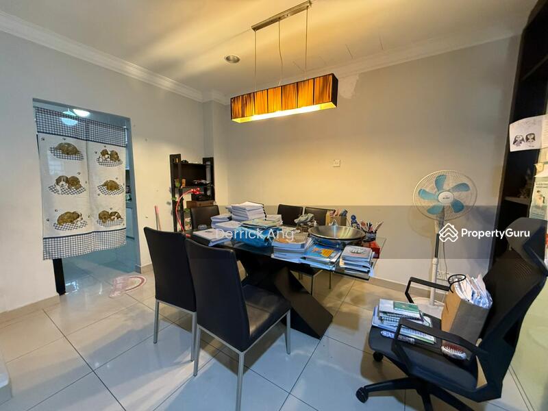 Rumah Teres 2-Tingkat untuk Dijual di Taman Sri Putra Mas (Sungai Buloh) - Derrick Ang - Dining Room - PropertyGuru.com.my