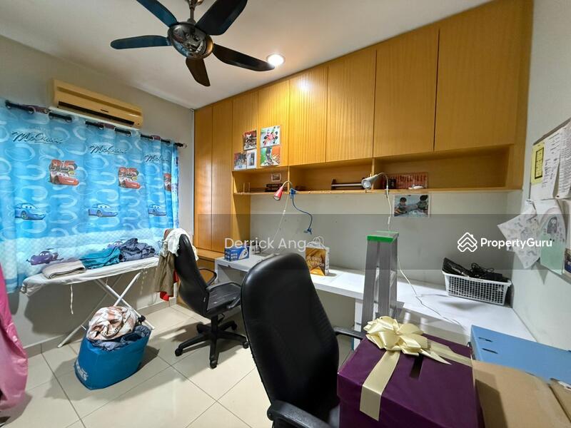 Rumah Teres 2-Tingkat untuk Dijual di Taman Sri Putra Mas (Sungai Buloh) - Derrick Ang - Study - PropertyGuru.com.my