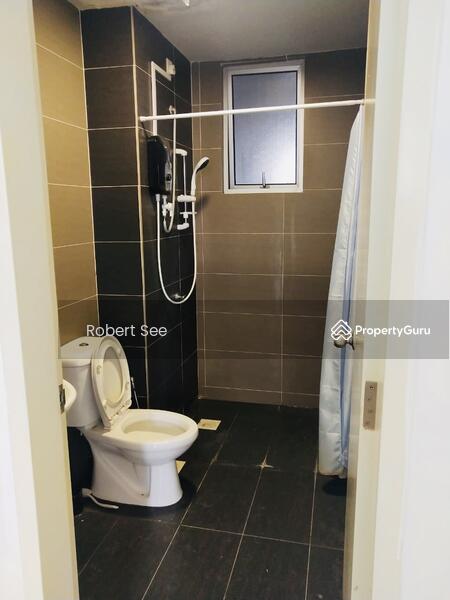 Service Residence for Sale at Maxim Residences - Robert See - Bathroom - PropertyGuru.com.my