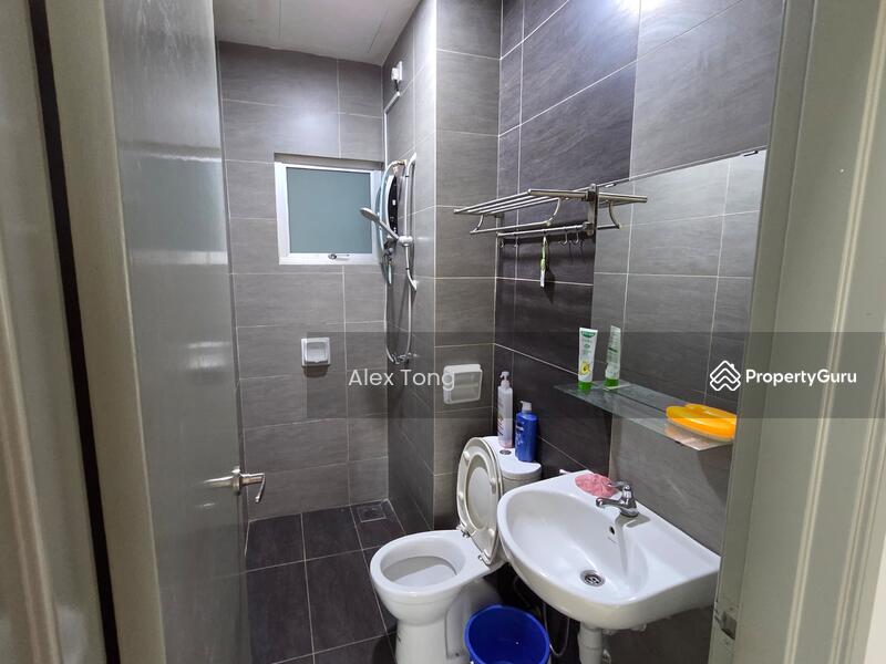 Condominium for Rent at Zeta Deskye (Alam Saujana) - Alex Tong - Bathroom - PropertyGuru.com.my