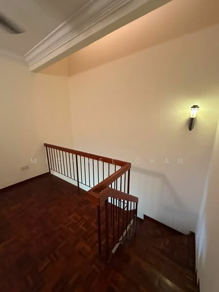 Rumah Teres 2 Tingkat untuk Dijual di Saujana Puchong (Puchong) - Michael Chan - Stairs - PropertyGuru.com.my