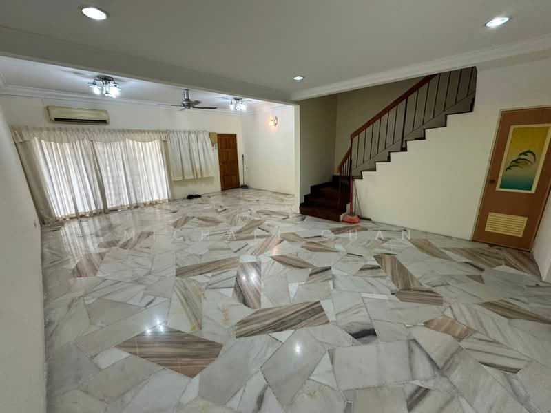 Rumah Teres 2 Tingkat untuk Dijual di Saujana Puchong (Puchong) - Michael Chan - Living Room - PropertyGuru.com.my
