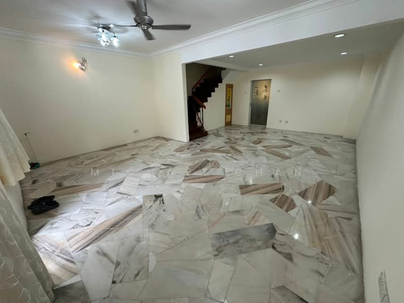Rumah Teres 2 Tingkat untuk Dijual di Saujana Puchong (Puchong) - Michael Chan - Living Room - PropertyGuru.com.my