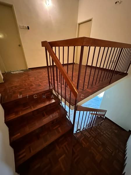 Rumah Teres 2 Tingkat untuk Dijual di Saujana Puchong (Puchong) - Michael Chan - Stairs - PropertyGuru.com.my