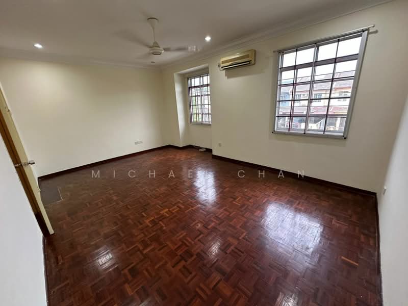 Rumah Teres 2 Tingkat untuk Dijual di Saujana Puchong (Puchong) - Michael Chan - Bedroom - PropertyGuru.com.my