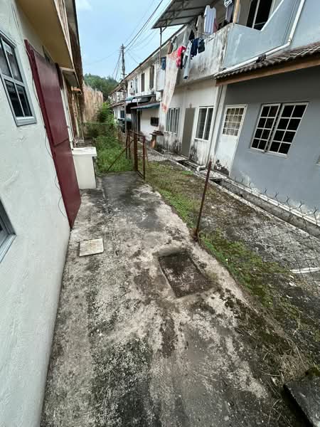 Rumah Teres 2 Tingkat untuk Dijual di Saujana Puchong (Puchong) - Michael Chan - Exterior - PropertyGuru.com.my