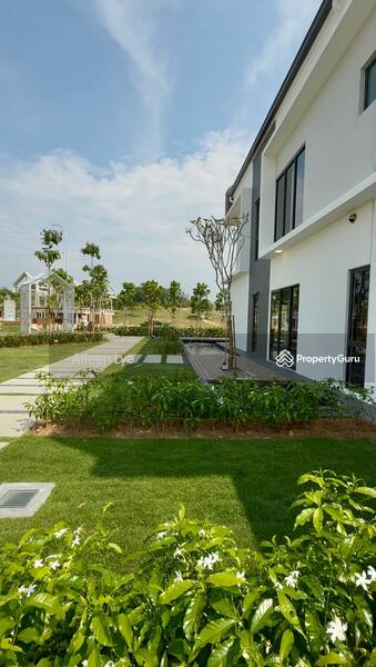 Semi-Detached House for Sale in Bandar Sri Sendayan (Negeri Sembilan) - Aileen Lye - Garden - PropertyGuru.com.my
