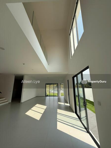 Semi-Detached House for Sale in Bandar Sri Sendayan (Negeri Sembilan) - Aileen Lye - Living Room - PropertyGuru.com.my