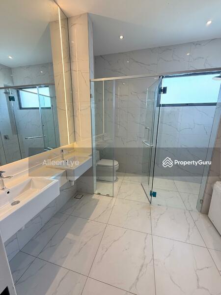 Semi-Detached House for Sale in Bandar Sri Sendayan (Negeri Sembilan) - Aileen Lye - Bathroom - PropertyGuru.com.my