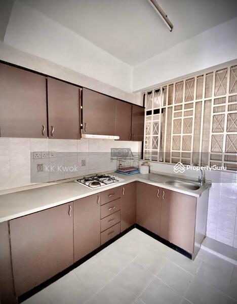 Kondominium untuk Dijual di Eden Seaview Condominium - KK Kwok - Kitchen - PropertyGuru.com.my