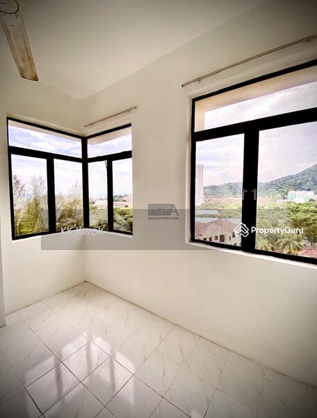 Kondominium untuk Dijual di Eden Seaview Condominium - KK Kwok - Bedroom - PropertyGuru.com.my
