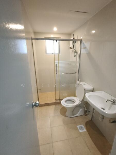 Main Place Residence untuk Untuk Disewa - RM 1,650 /bulan, Mac 2026 - Bathroom - PropertyGuru.com.my