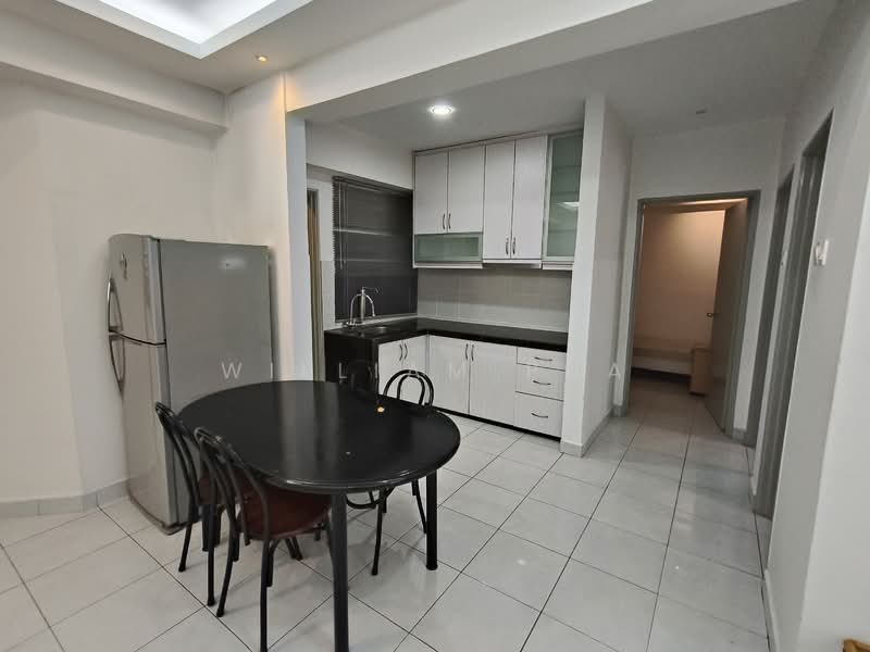Main Place Residence untuk Untuk Disewa - RM 1,650 /bulan, Mac 2026 - Kitchen - PropertyGuru.com.my