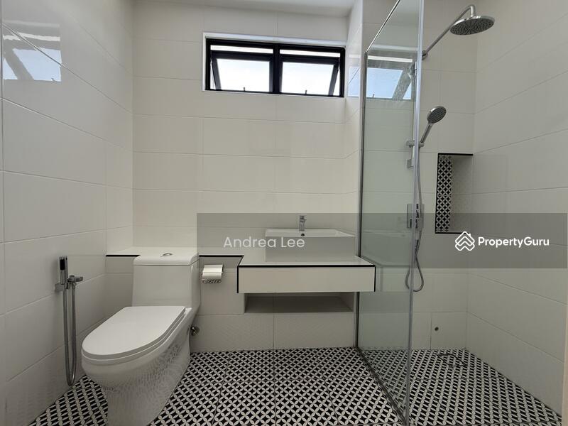 Semi-Detached House for Rent in Bandar Cassia (Batu Kawan) - Andrea Lee - Bathroom - PropertyGuru.com.my