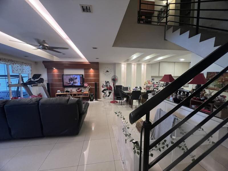 Rumah Teres 2.5-Tingkat untuk Dijual di Taman Seputeh (Seputeh) - Kevin Yai - Living Room - PropertyGuru.com.my