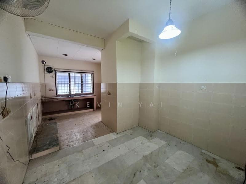 Rumah Teres 2.5-Tingkat untuk Dijual di Taman Seputeh (Seputeh) - Kevin Yai - Kitchen - PropertyGuru.com.my