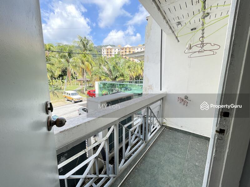 Rumah Teres 2 Tingkat untuk Dijual di Selayang (Selangor) - MY Loh - Balcony - PropertyGuru.com.my