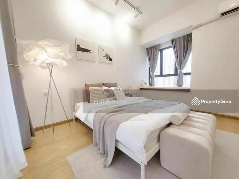 Condominium for Sale at Kings Bay @ Country Garden Danga Bay - Eufhlyn Lee - Master Bedroom - PropertyGuru.com.my