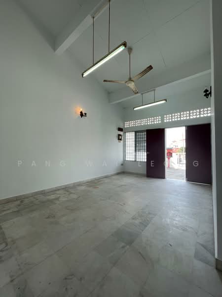1-storey Terraced House for Sale in Taman Bukit Blossom (Seremban) - Pang Wai Leong - Living Room - PropertyGuru.com.my
