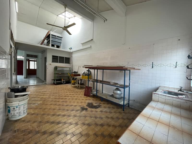 1-storey Terraced House for Sale in Taman Bukit Blossom (Seremban) - Pang Wai Leong - Kitchen - PropertyGuru.com.my