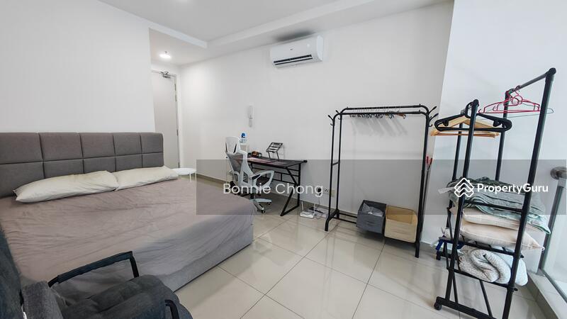 Servis Apartment untuk Disewa di Pacific Star - Bonnie Chong - Master Bedroom - PropertyGuru.com.my