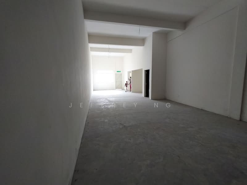 Shop for Sale in Hijauan Hills (Simpang Ampat) - Jeffrey Ng - Interior - PropertyGuru.com.my