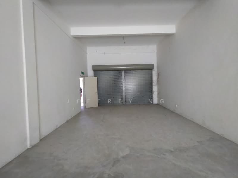 Shop for Sale in Hijauan Hills (Simpang Ampat) - Jeffrey Ng - Interior - PropertyGuru.com.my