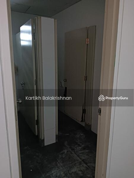 Kedai / Pejabat untuk Disewa di Southkey (Johor Bahru) - Kartikh Balakrishnan - Bathroom - PropertyGuru.com.my
