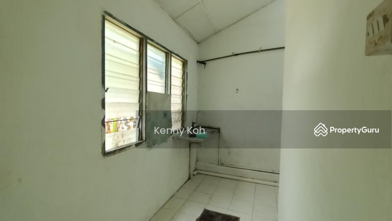 Bungalow for Sale in Bandar Kinrara (Selangor) - Kenny Koh - Kitchen - PropertyGuru.com.my
