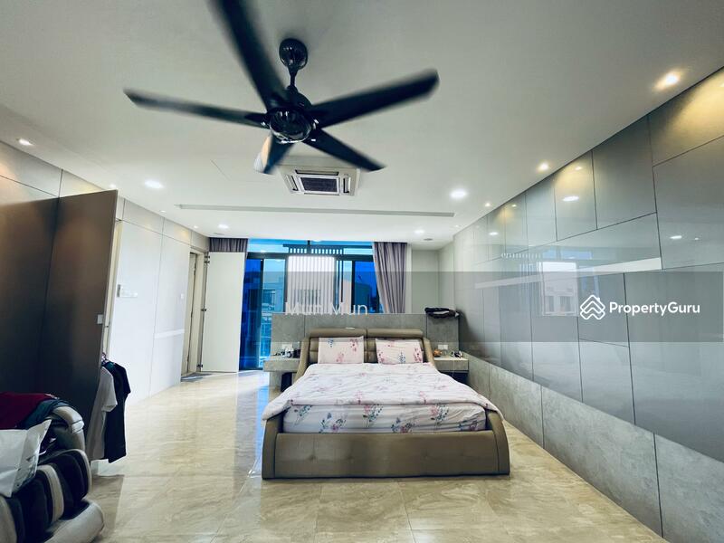 Rumah Teres 3 Tingkat untuk Dijual di Taman Tasik Damai (Sungai Besi) - Mun Mun - Master Bedroom - PropertyGuru.com.my
