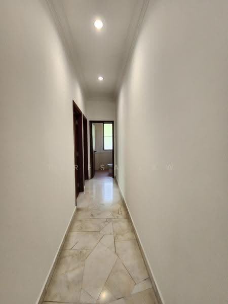 Pangsapuri untuk Dijual di GITA BAYU VILLA - Teresa Law - Hallway - PropertyGuru.com.my