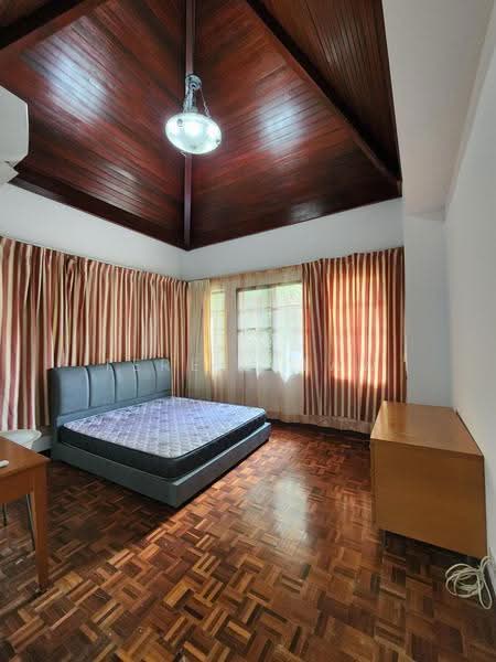 Pangsapuri untuk Dijual di GITA BAYU VILLA - Teresa Law - Master Bedroom - PropertyGuru.com.my